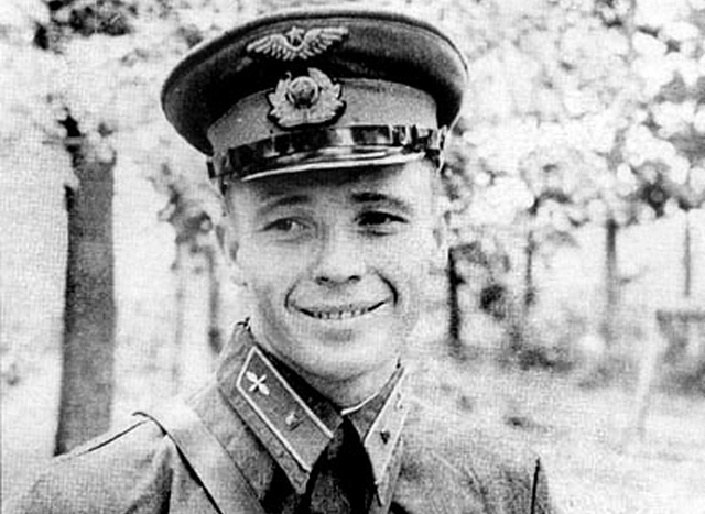 Виктор Талалихин, 1941 г.