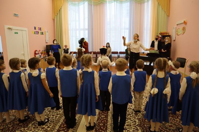 В Екатеринбурге развернулась творческая «Битва хоров» среди дошкольников
