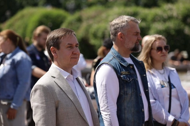 Сотни байкеров собрались на молебен у мощей святой Екатерины