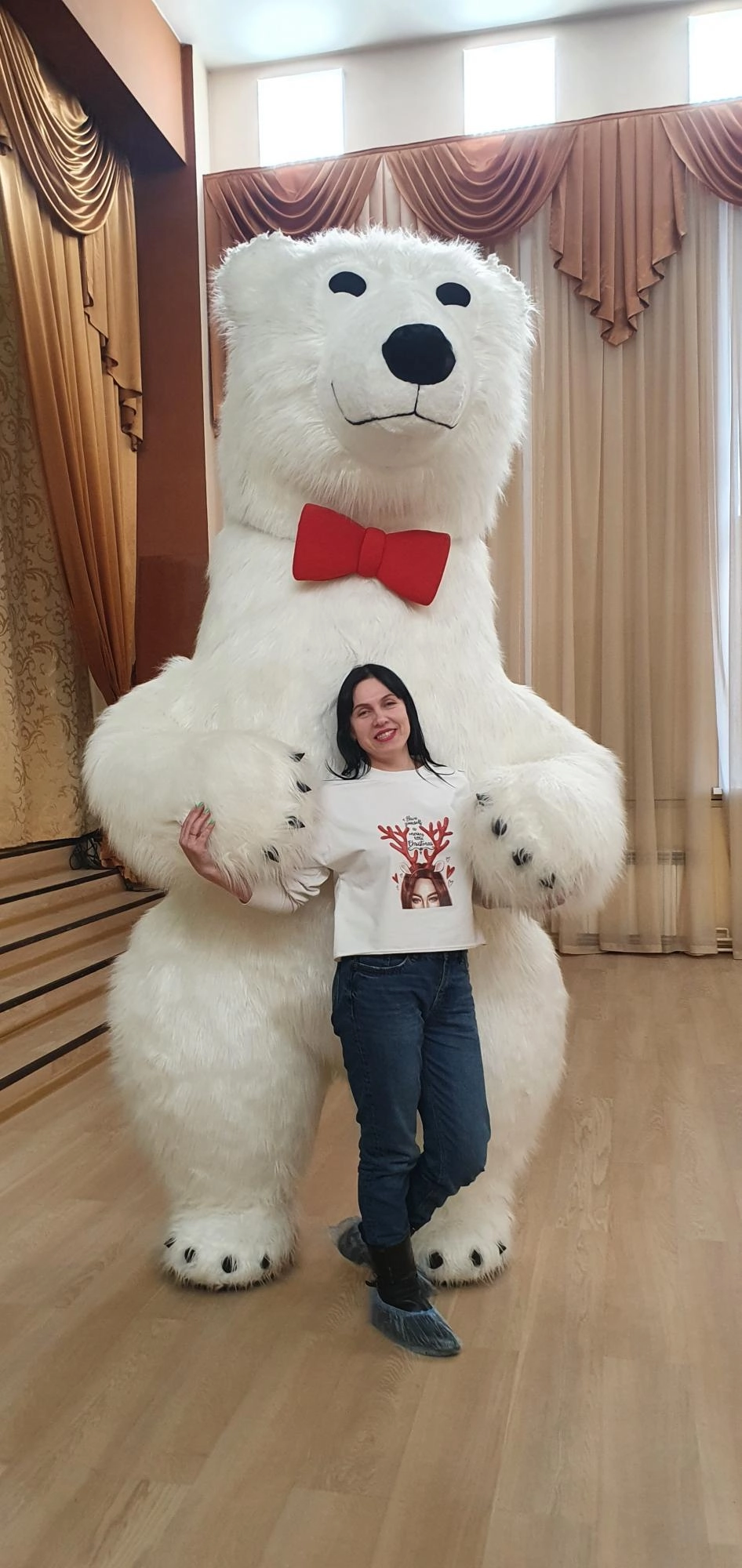 Ирина и Сергей получают невероятную радость от улыбок тех, кто заказывает поздравления.