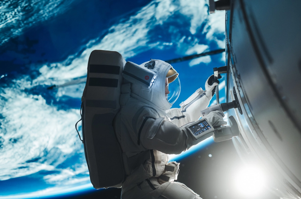 выход в открытый космос